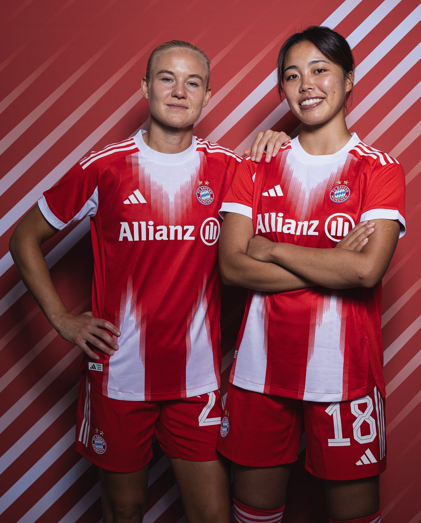 پخش زنده فوتبال زنان بایرن مونیخ و آرسنال 21 آبان 1404 | لیگ قهرمانان زنان اروپا 2026_2025