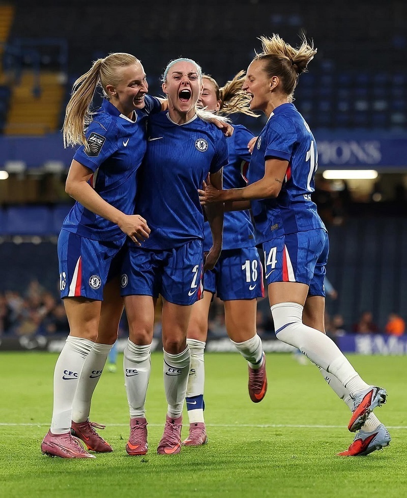 پخش زنده فوتبال زنان سنت پولتن و چلسی 20 آبان 1404 | لیگ قهرمانان زنان اروپا 2026_2025