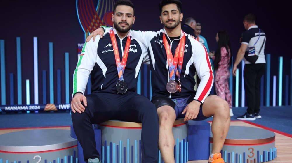 برنامه و نتایج کامل وزنه برداری قهرمانی جهان 2025