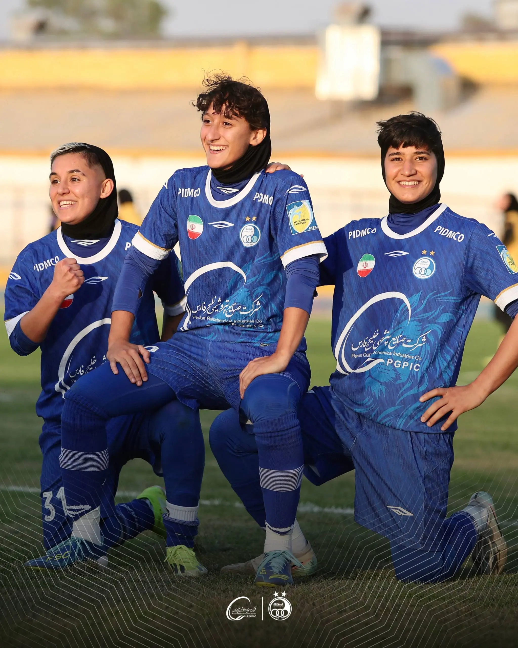 دربی زنان (پخش زنده + گزارش زنده)