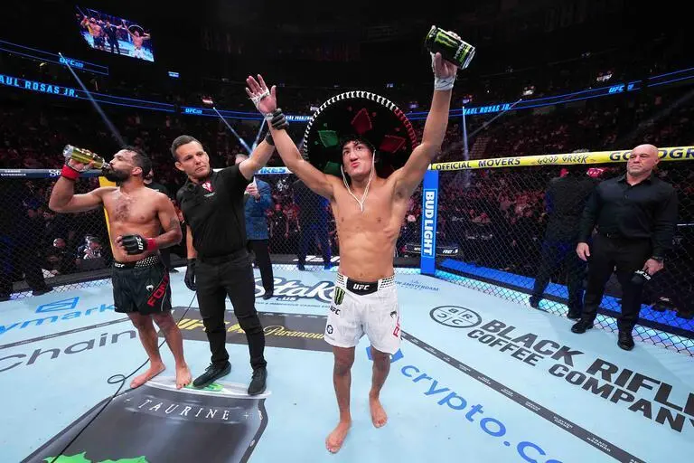 پخش زنده UFC بامداد 5 مهر 1405