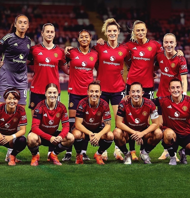 پخش زنده فوتبال زنان منچستر سیتی و منچستر یونایتد 24 آبان 1404 | هفته نهم سوپرلیگ زنان انگلیس 2026_2025