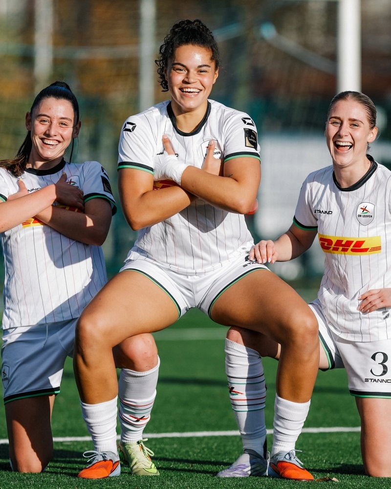 پخش زنده فوتبال زنان بارسلونا و اود-هوورلی لوون 21 آبان 1404 | لیگ قهرمانان زنان اروپا 2026_2025