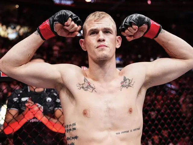 پخش زنده UFC 330 امشب 25 مرداد 1405