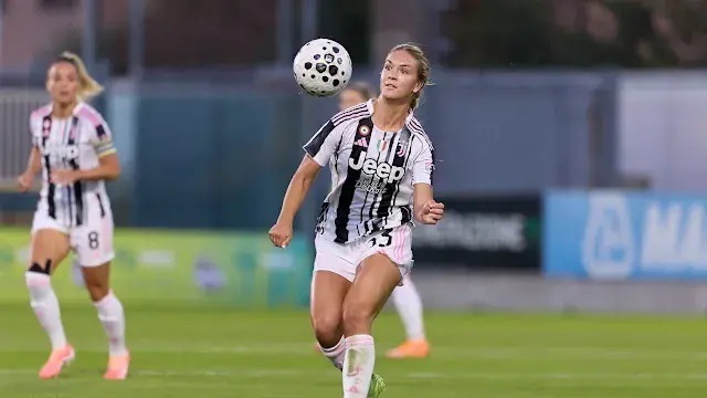 پخش زنده فوتبال زنان یوونتوس و ولفسبورگ 30 بهمن 1404 | یک هشتم نهایی لیگ قهرمانان زنان اروپا