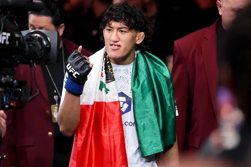 پخش زنده UFC بامداد 5 مهر 1405