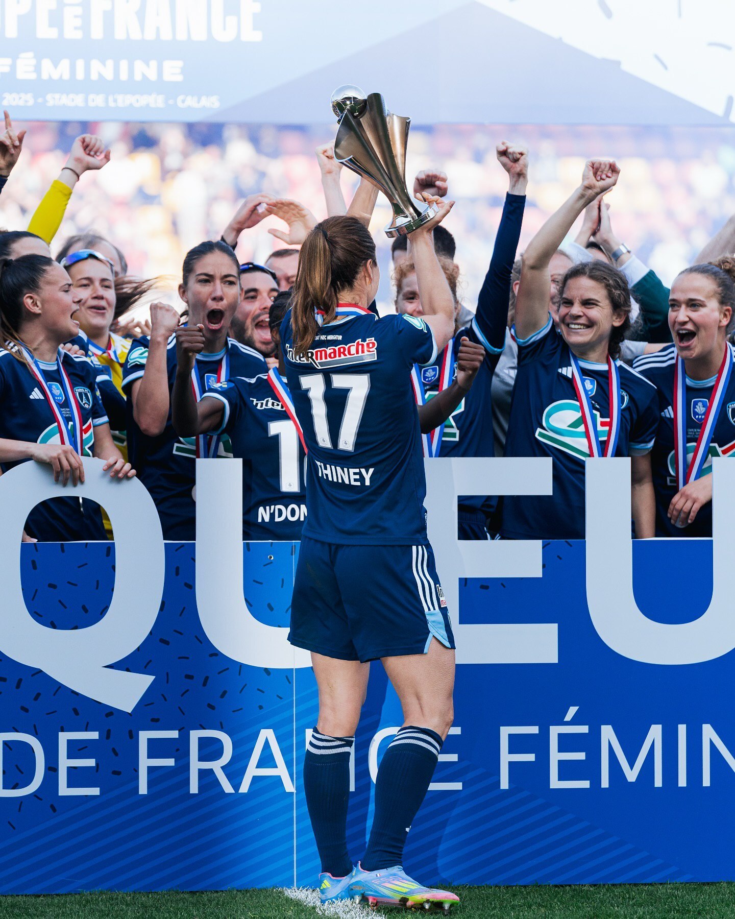 پخش زنده فوتبال زنان رئال مادرید و پاریس اف سی 20 آبان 1404 | لیگ قهرمانان زنان اروپا 2026_2025