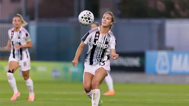 پخش زنده فوتبال زنان یوونتوس و لیون 28 آبان 1404 | لیگ قهرمانان زنان اروپا 2026_2025